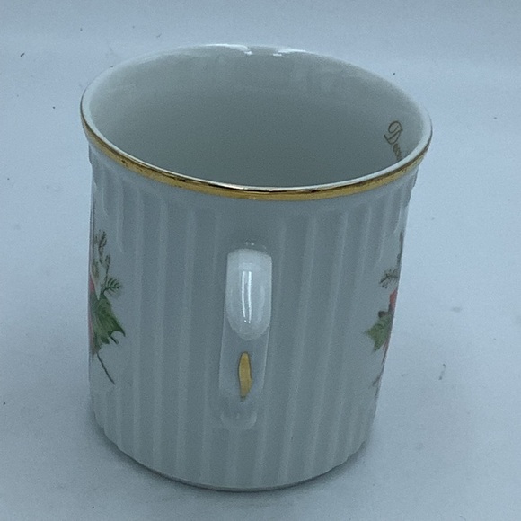 Original Czechoslovakia Poinsettia Mug - Picture 6 of 10